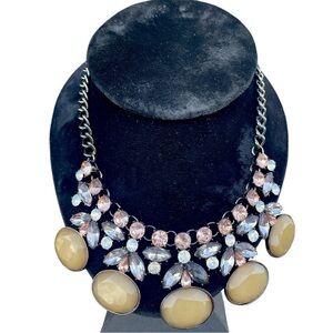 Elegant Statement Necklace